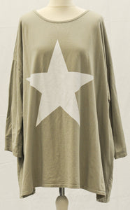 Plus Size Star Motif Tunic