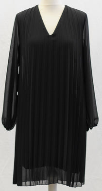 Pleated Dress With Long Sleeve
