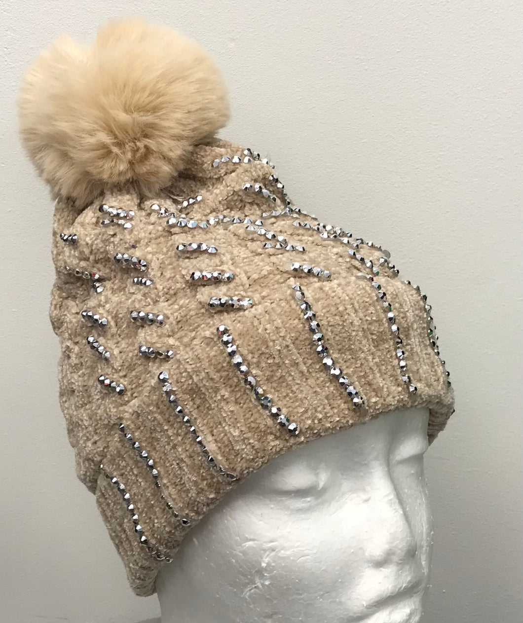 Chenille Diamanté Soft Lined Bobble Hat